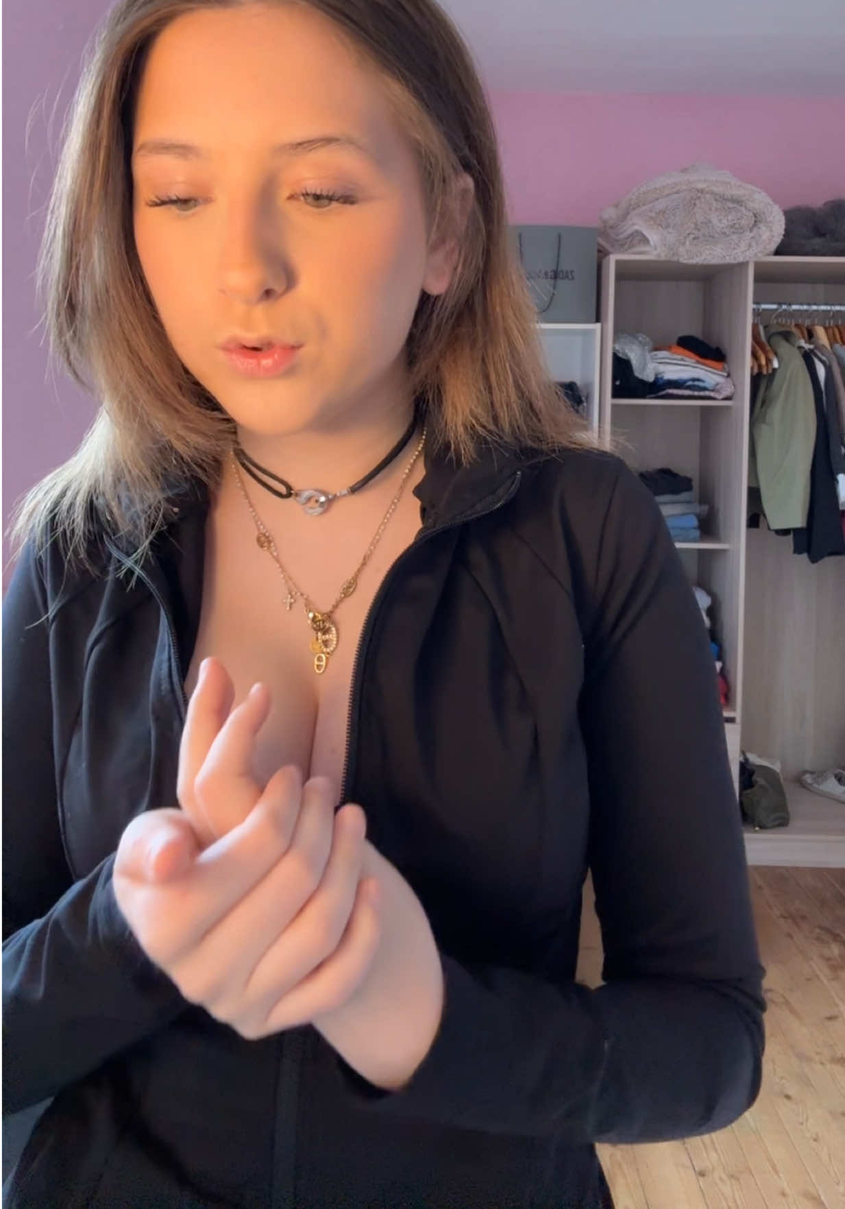 @MAE 🧿🌺