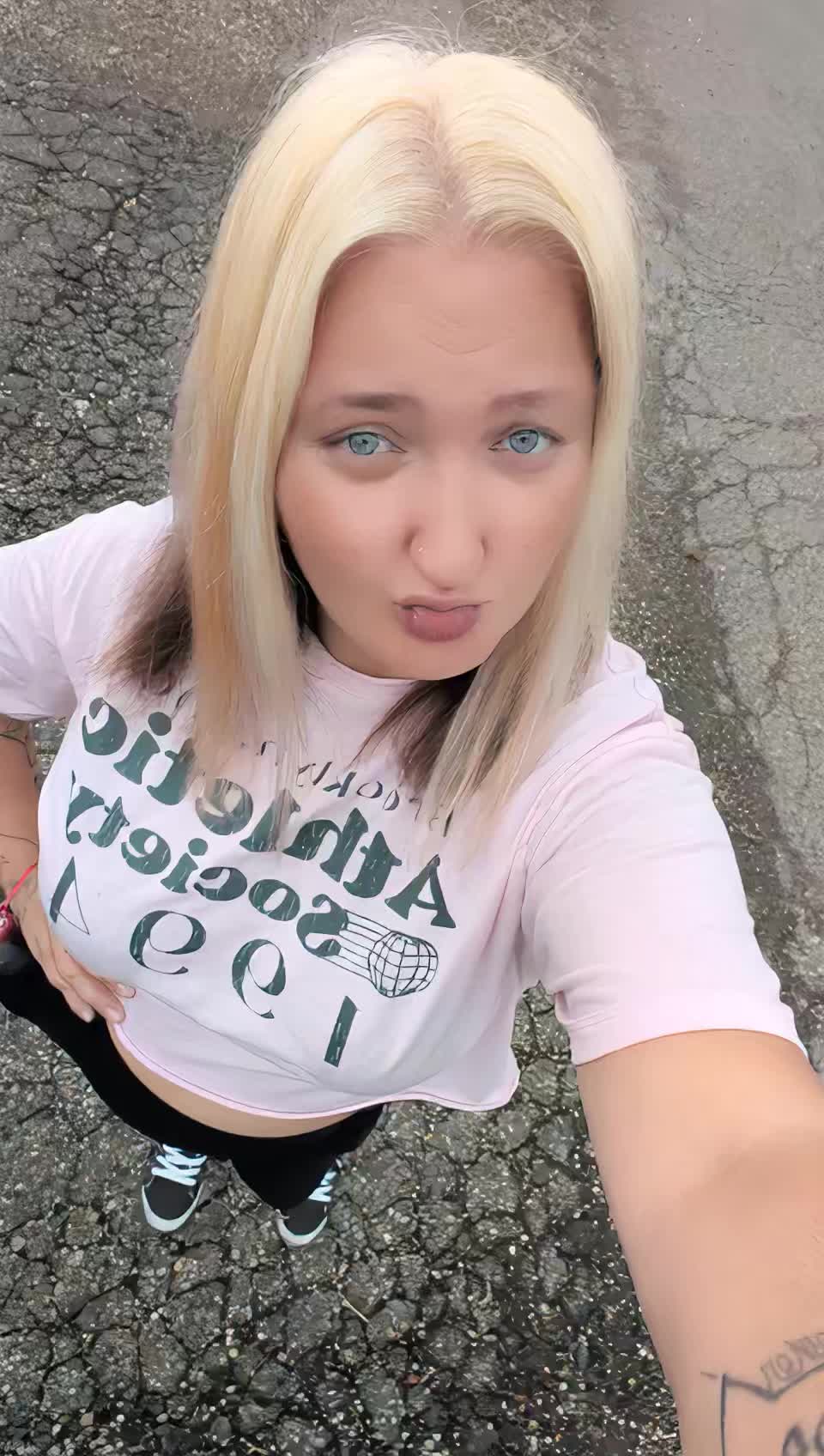 @Leann8890