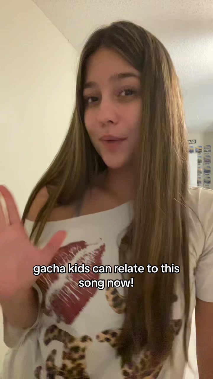 @elliediditagain
