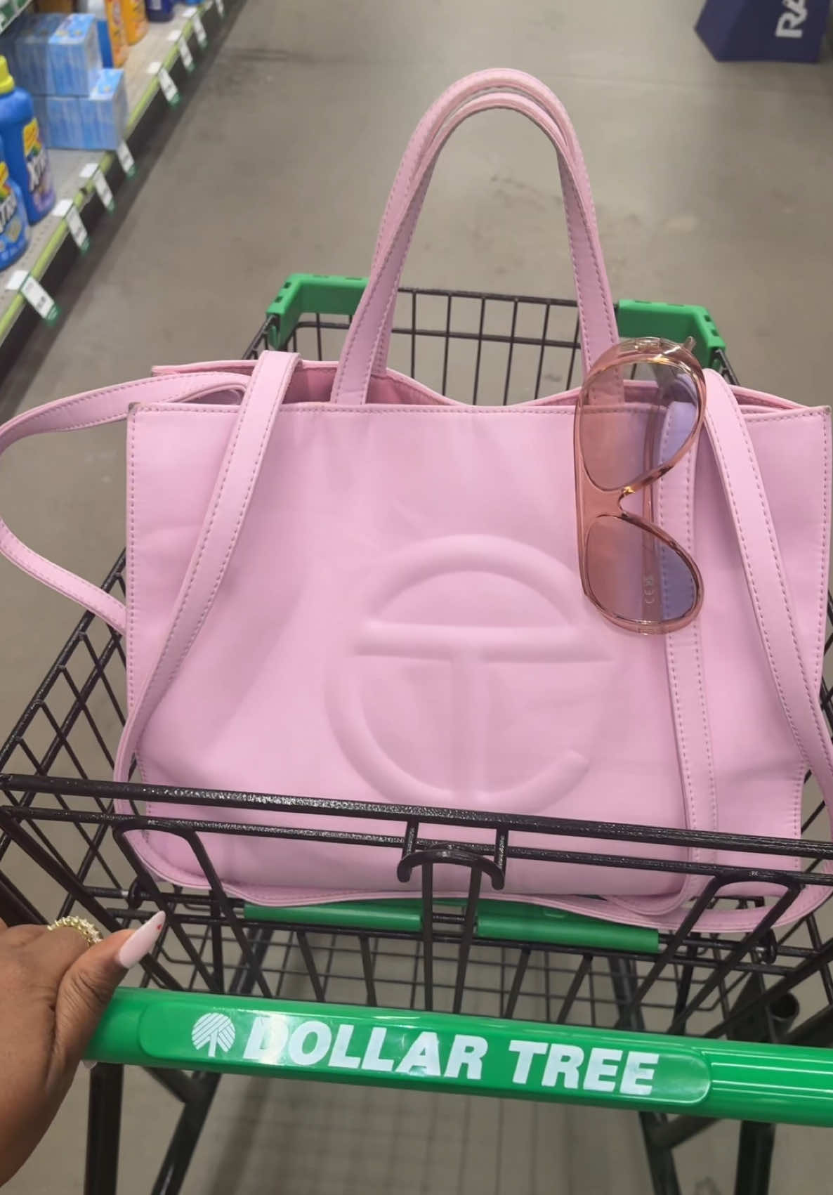 @๐ MS. ITTTGIRLLLL๐ญ ๐