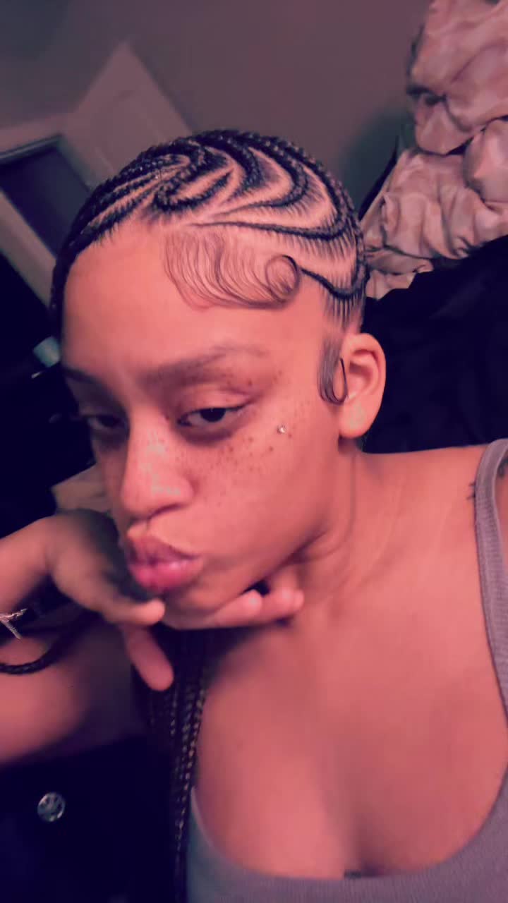@marykatedadon