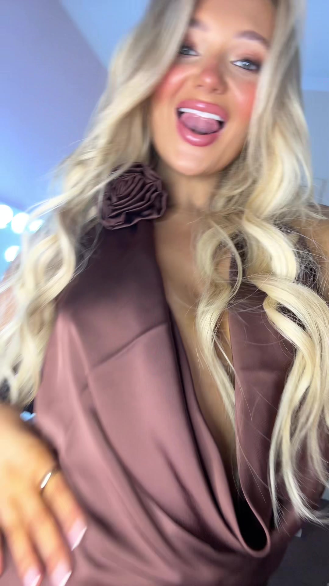 @Nikki
