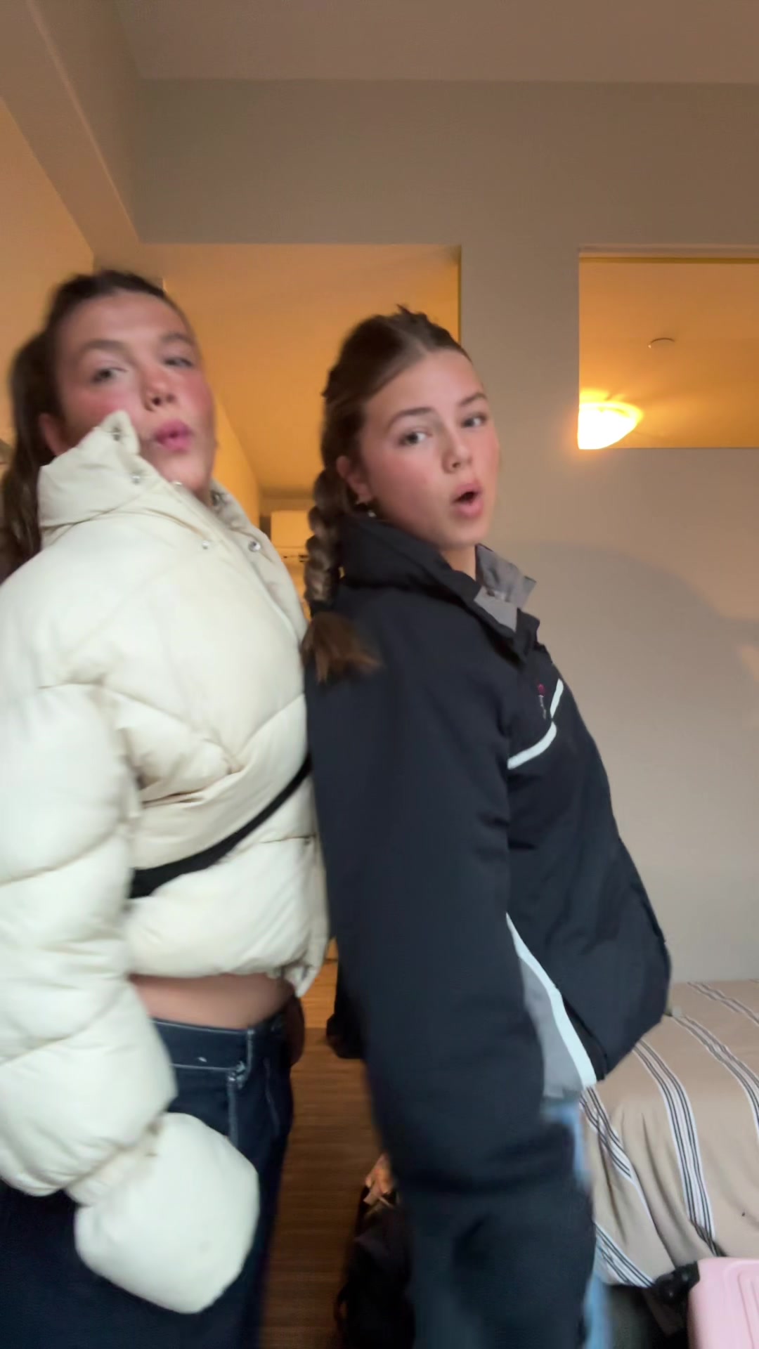 @Chloessecond