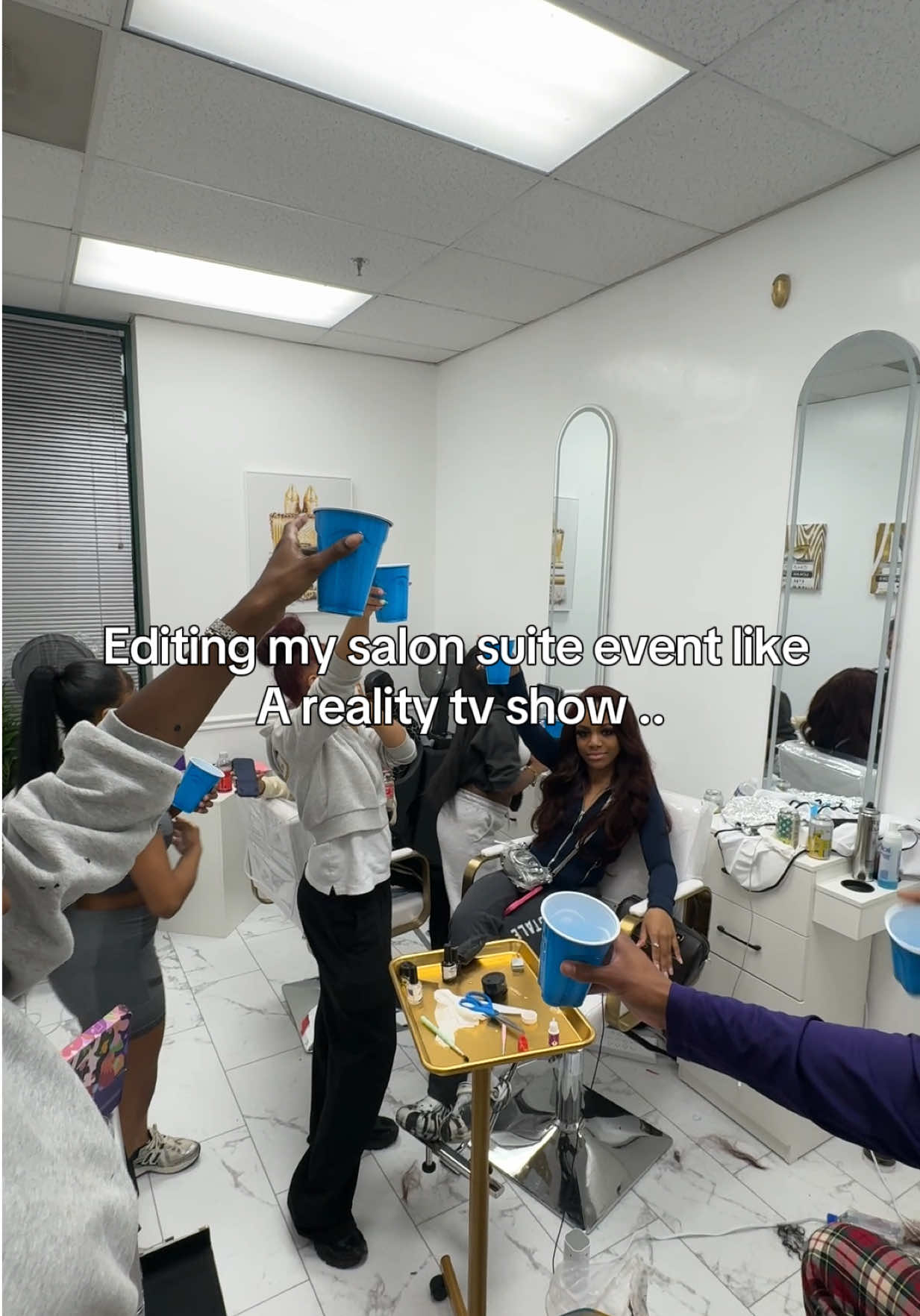@That 18 Yr old Salon owner