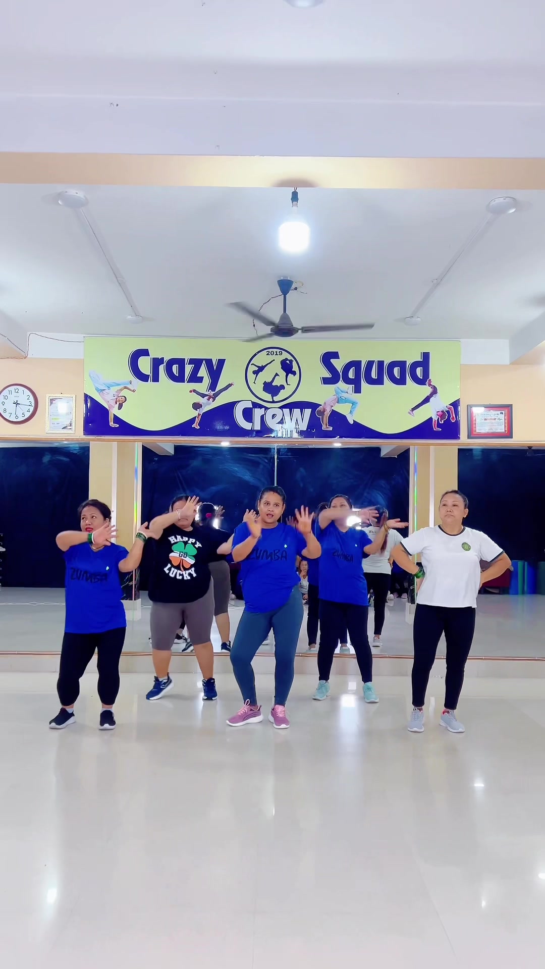 @Crazy Squad Crew