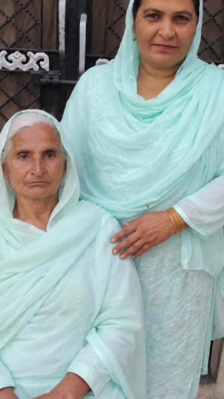 @kaur💞
