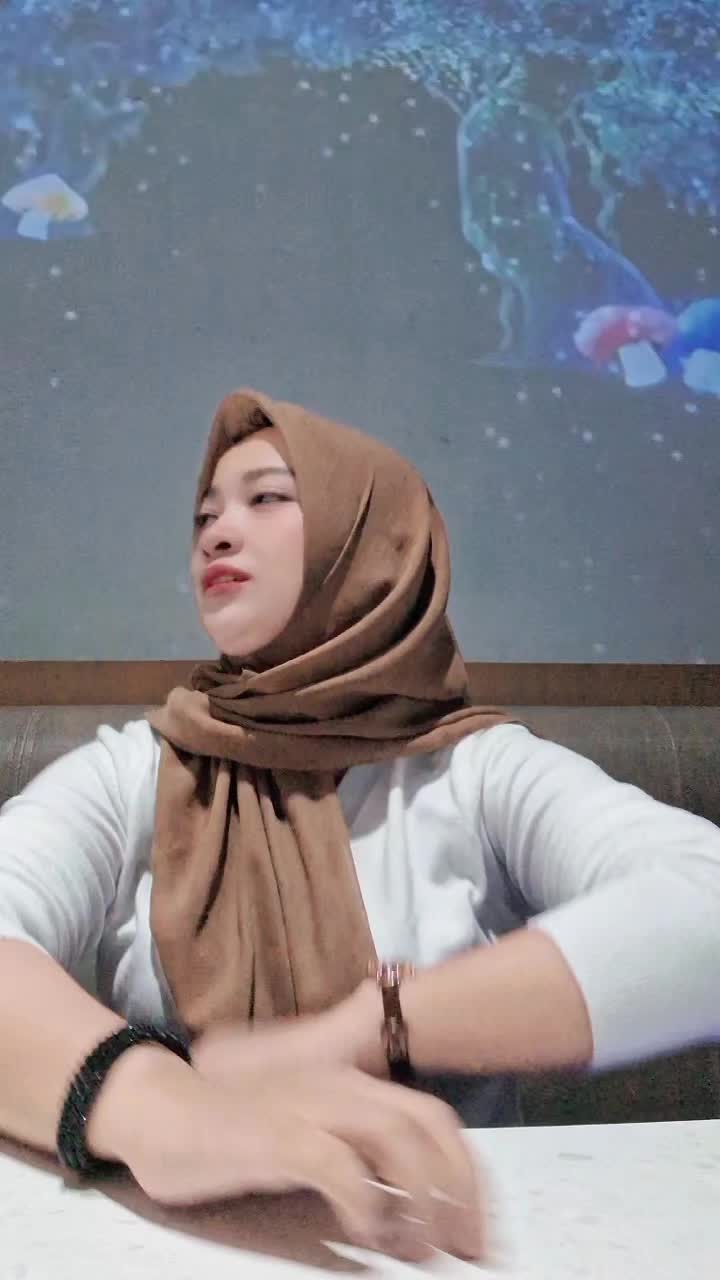 @Aurora Azzahra