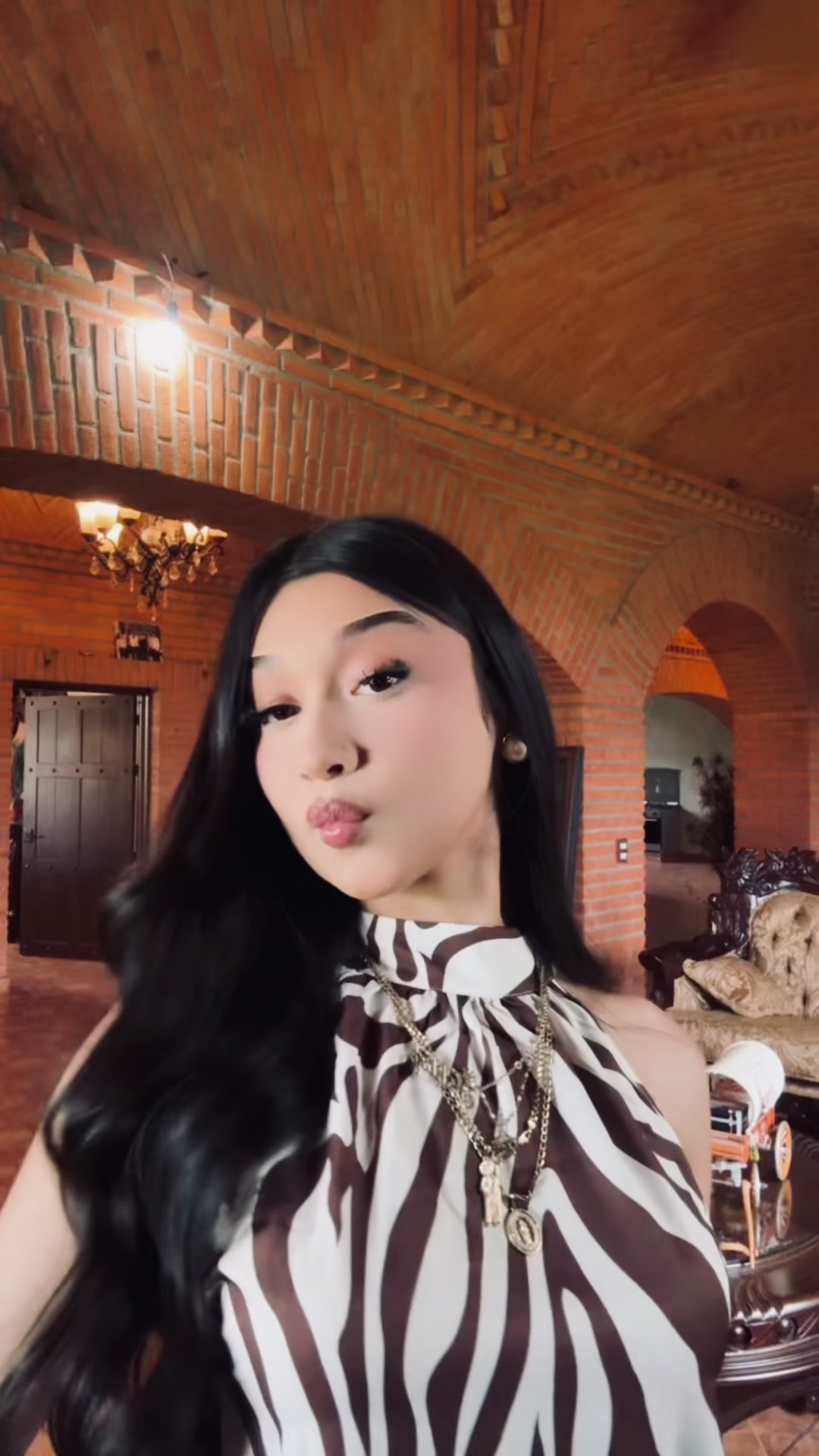 @𝐀𝐬𝐡🌷