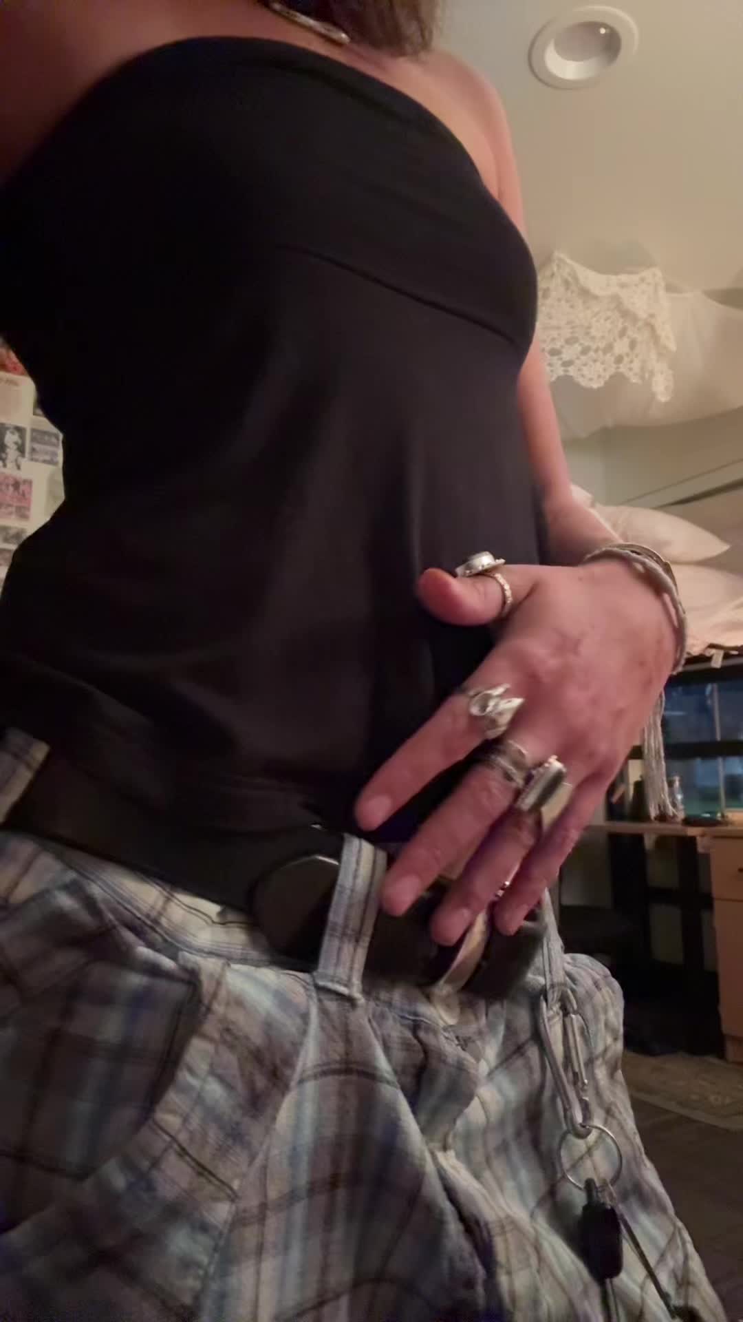 @evil_hag18