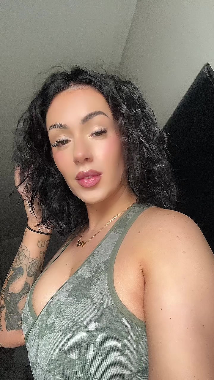 @HayleyD