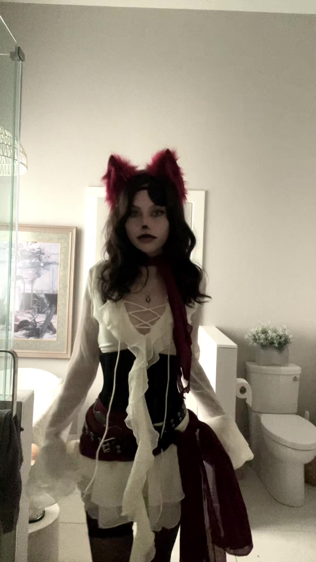 @✧:* T *✧･ﾟ