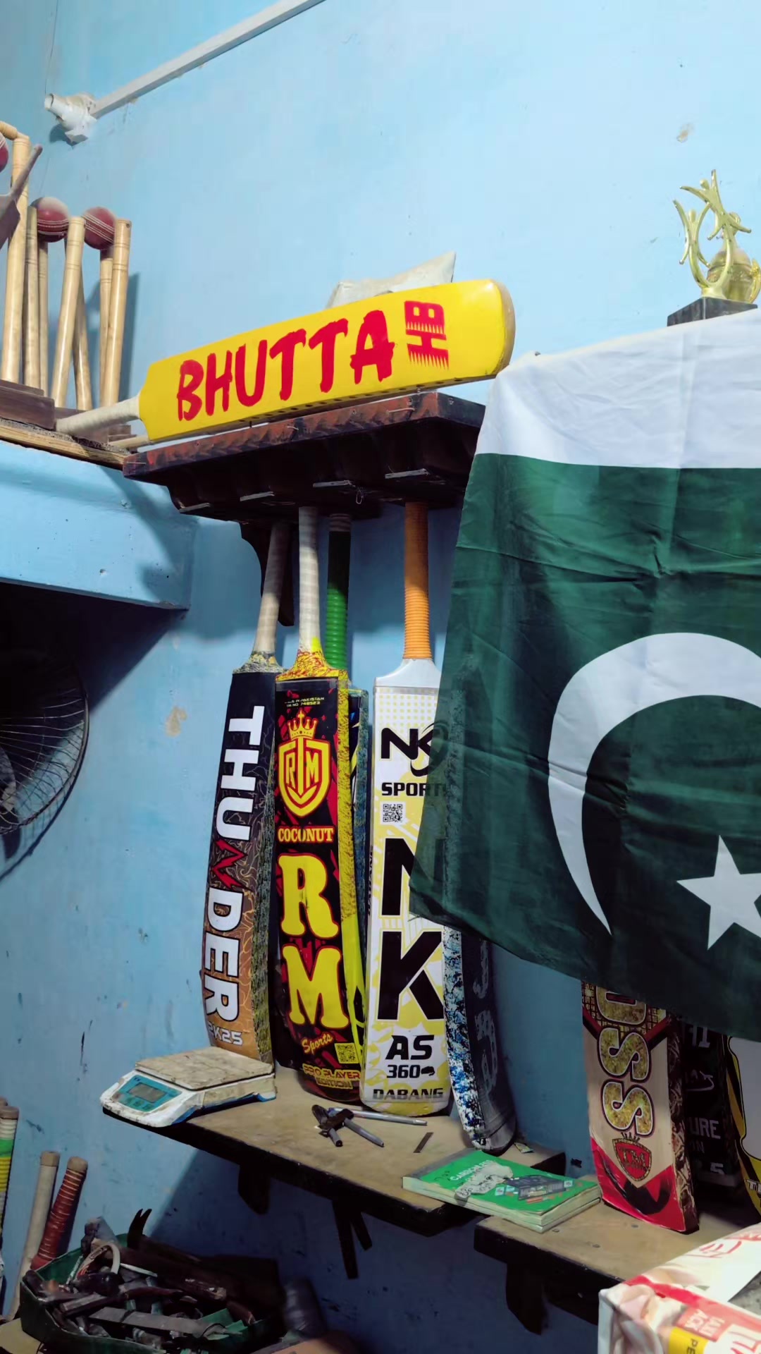 @𝗛𝗮𝘀𝗵𝗶𝗿 𝗕𝗵𝘂𝘁𝘁𝗮 🇵🇰