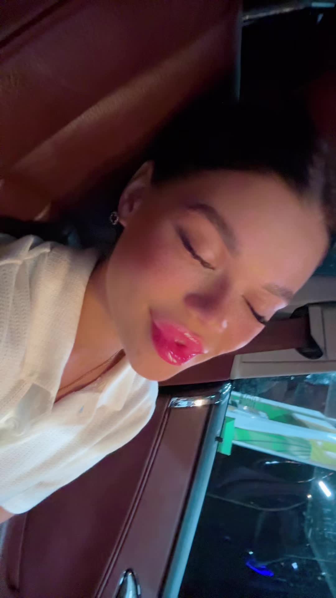 @a.lina045