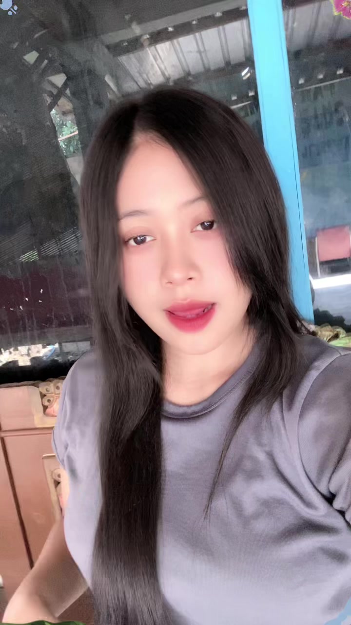 @~