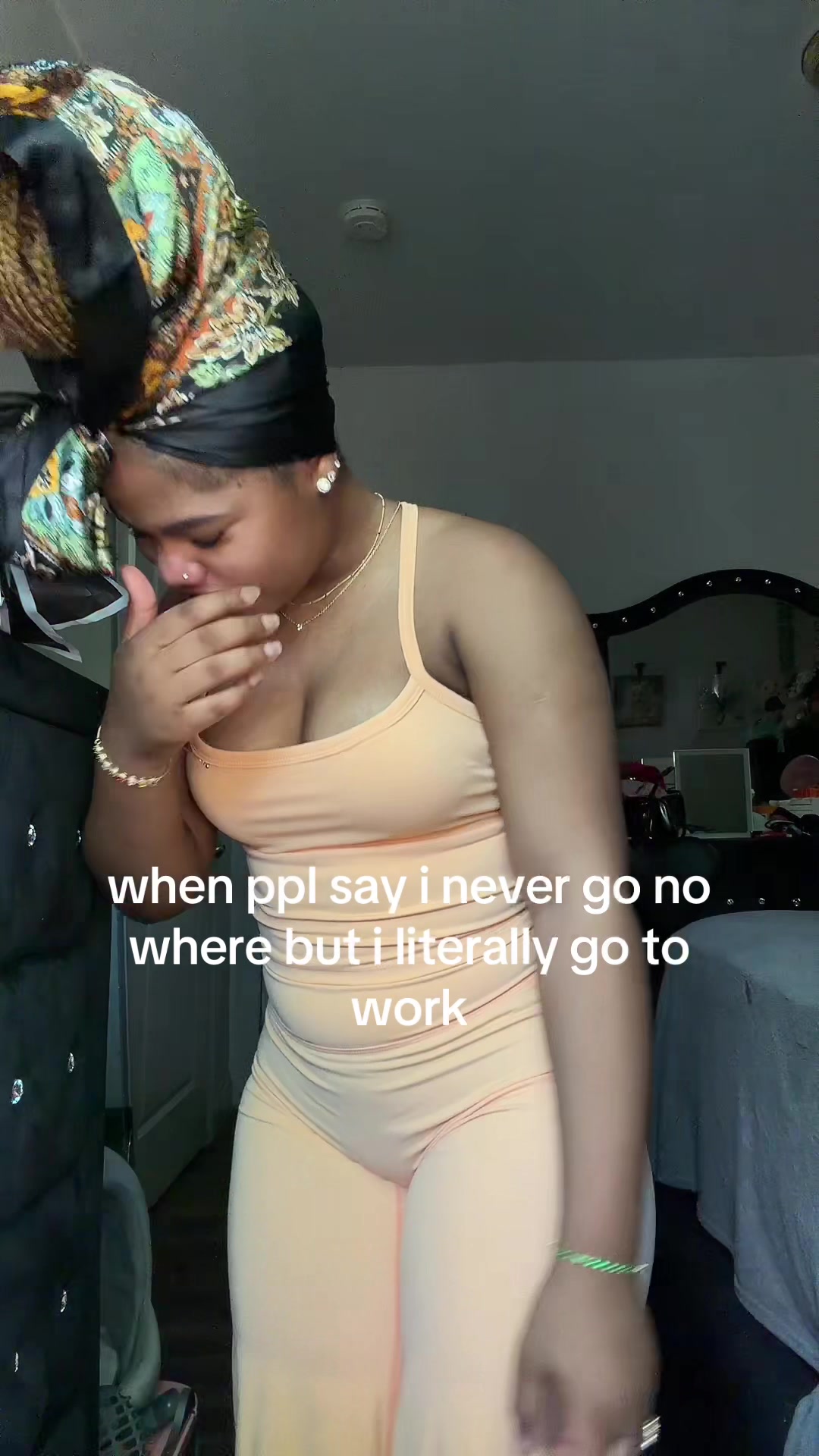 @𝒩𝒾𝒶
