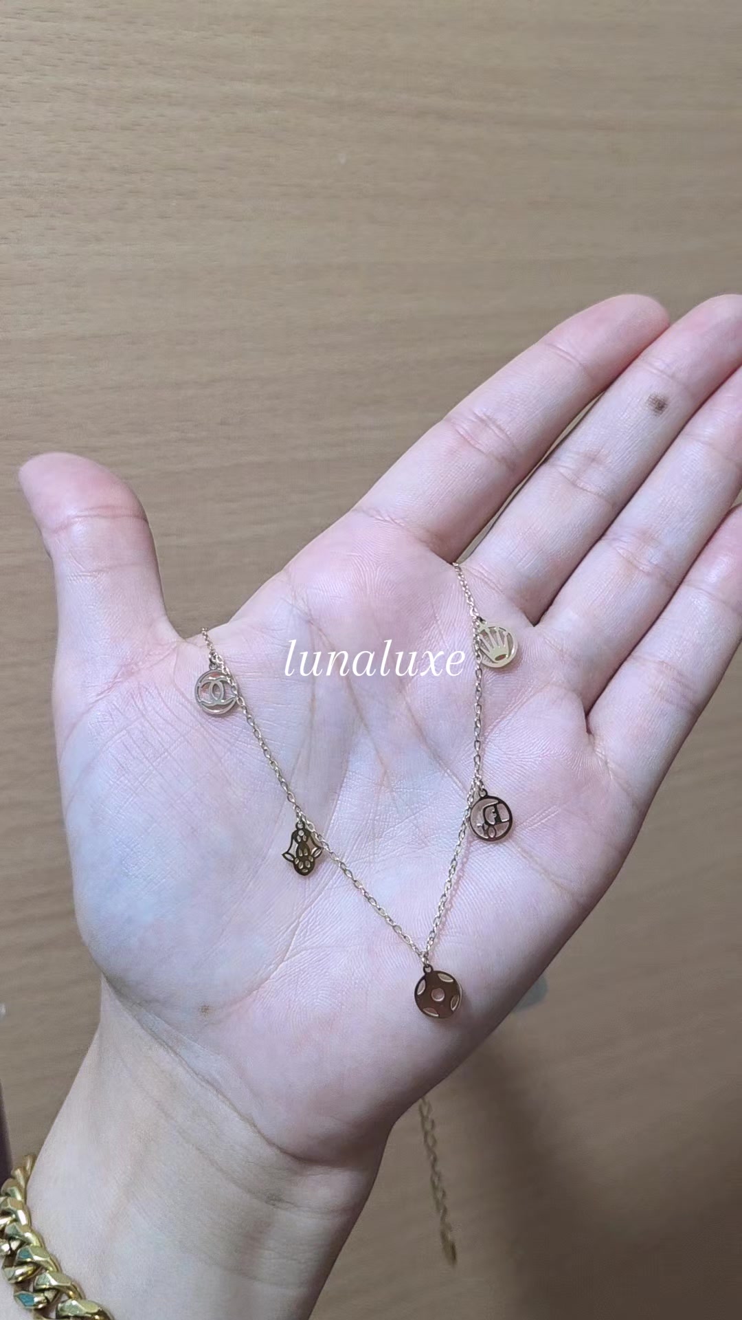 @lunaluxe