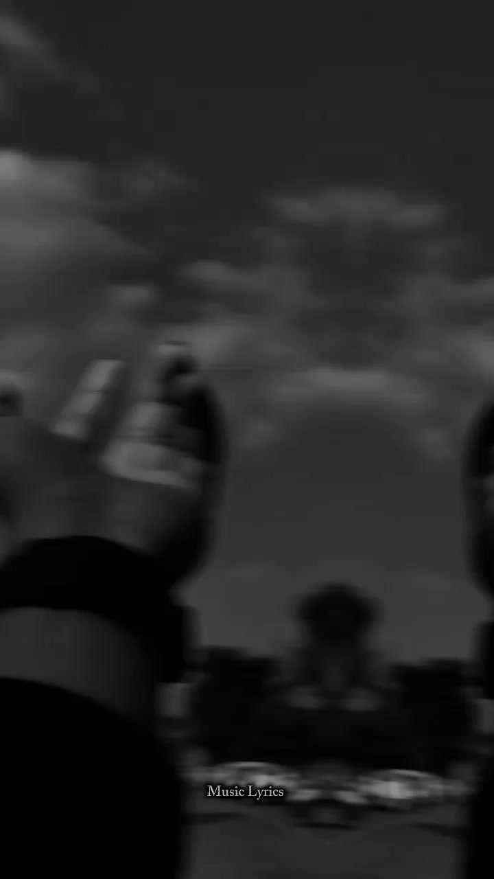@ᴍᴜꜱɪᴄ ʟʏʀɪᴄꜱ