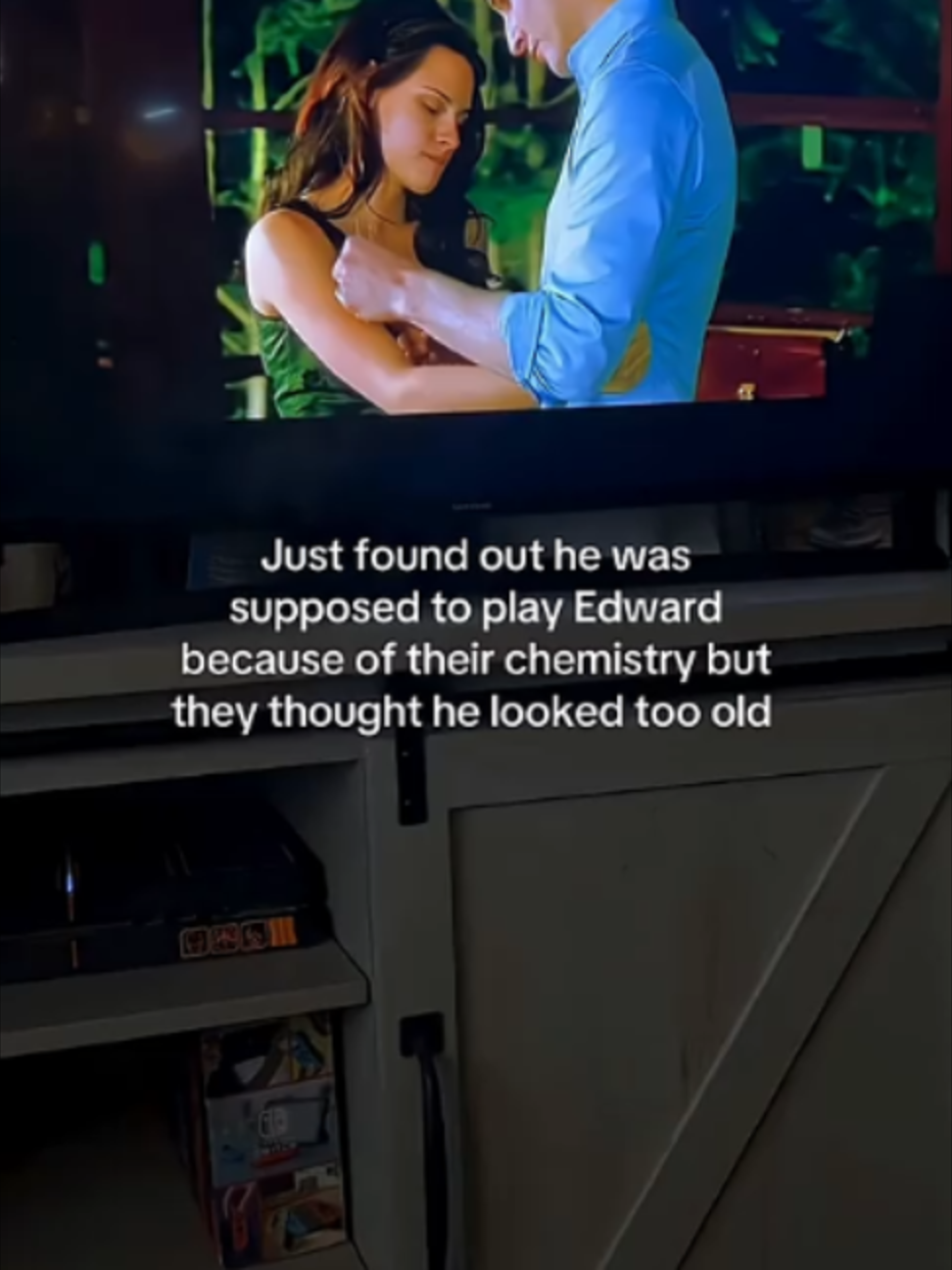 @moonlight4rchive//TWILIGHT