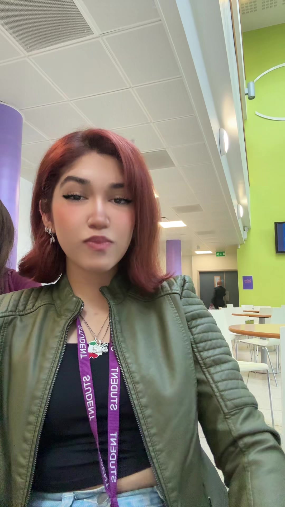 @Mia