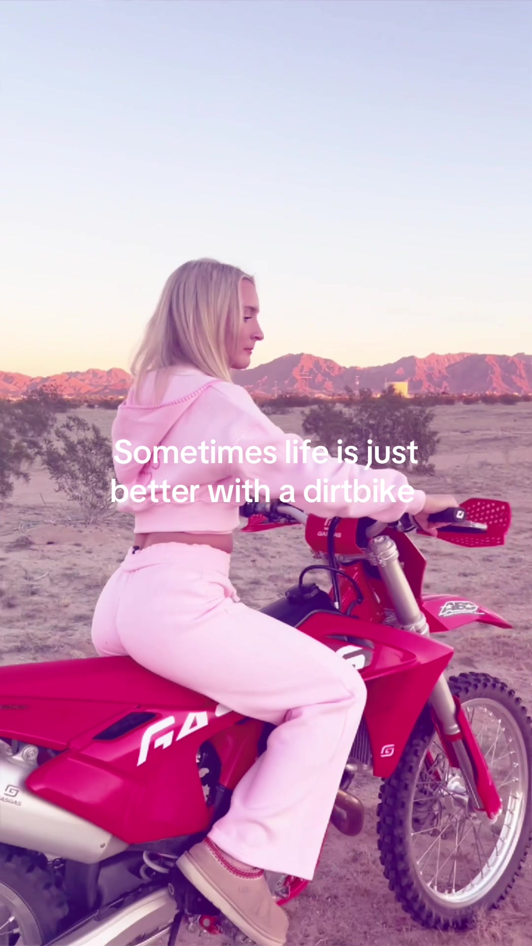 @Sienna🏍️💋