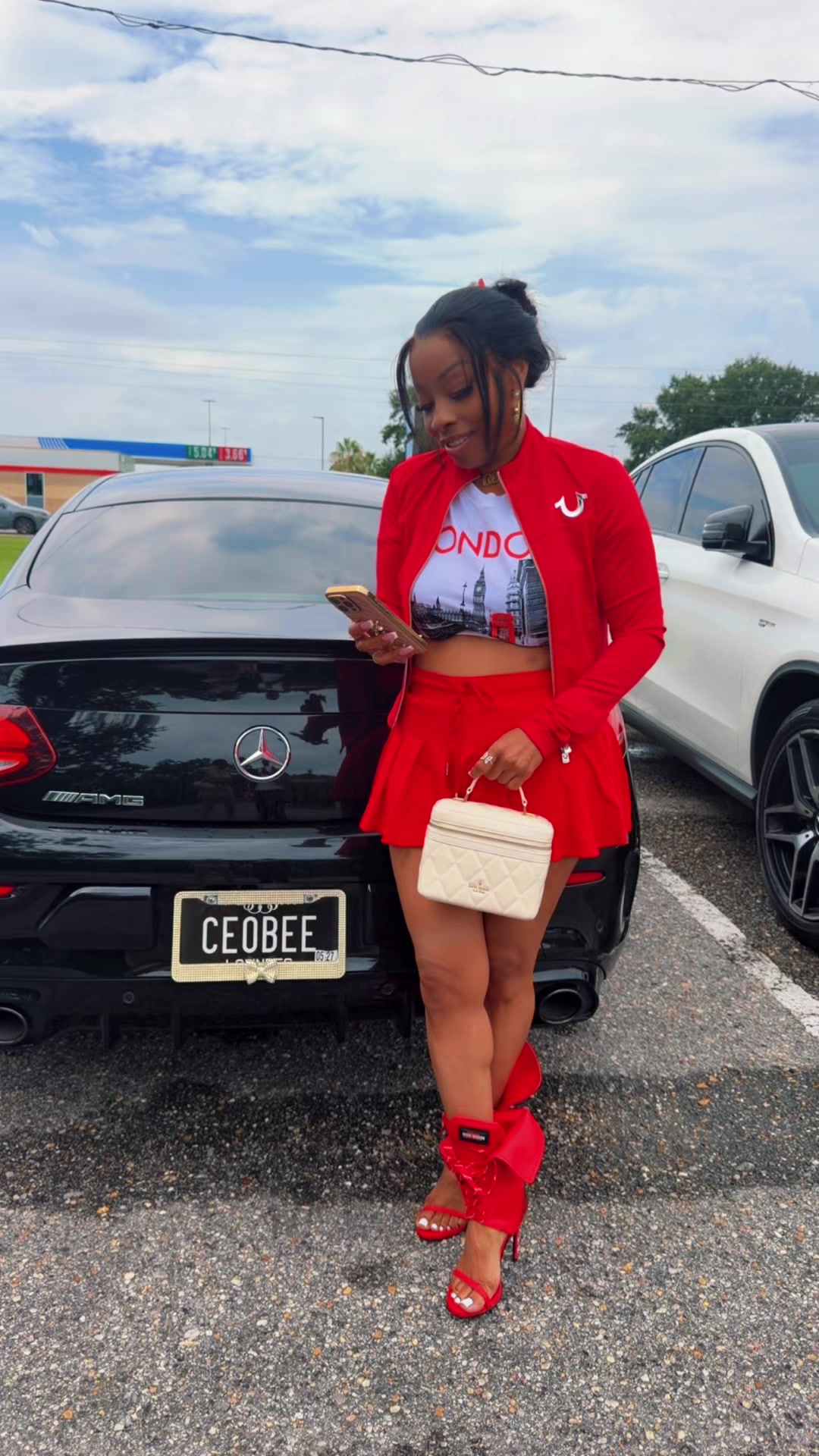 @Sha Bee | CEO ๐