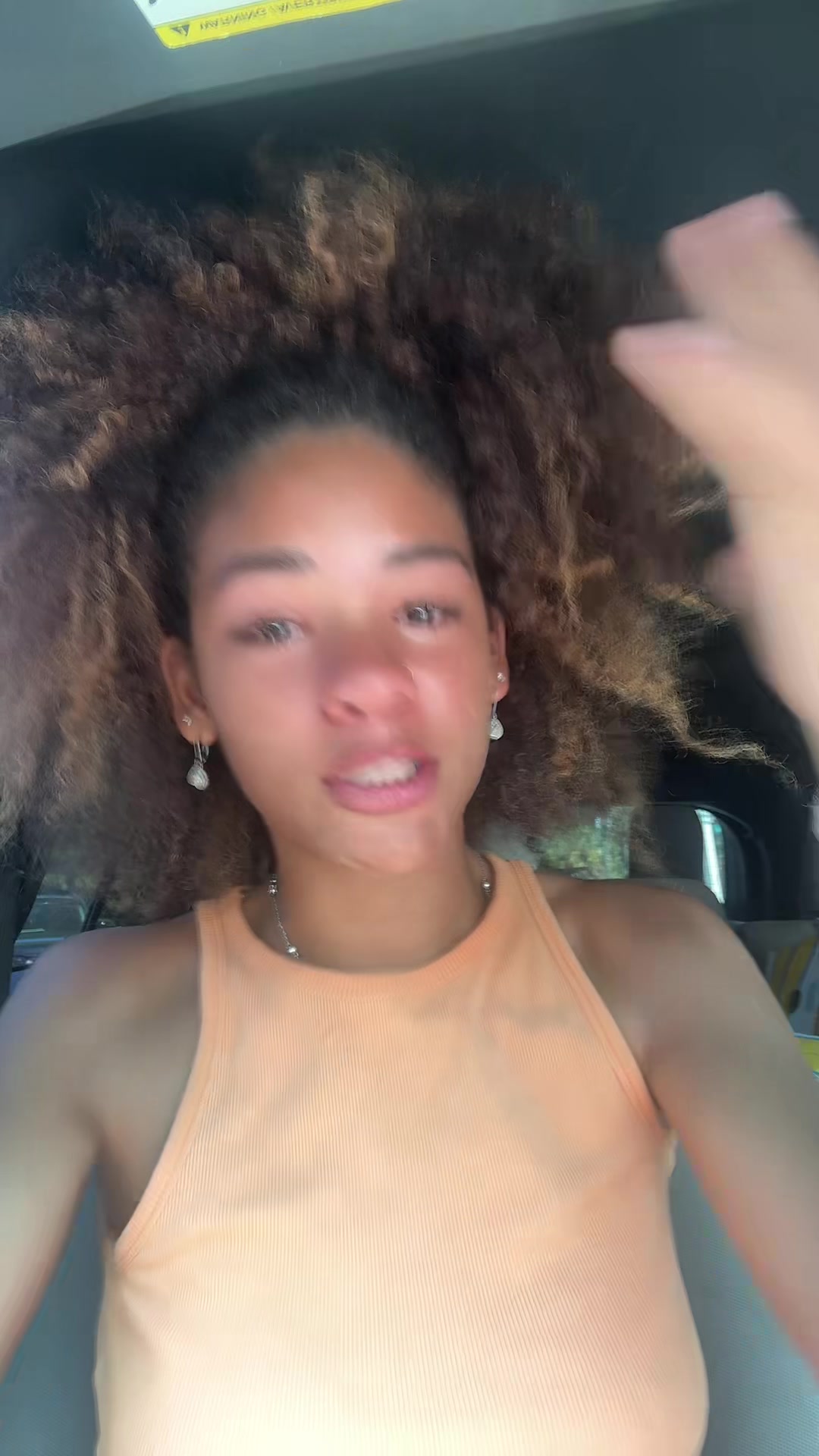 @carleiann