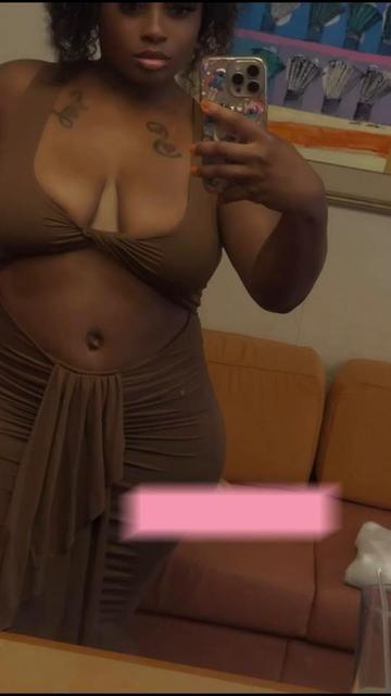 @ItsTayeLowe
