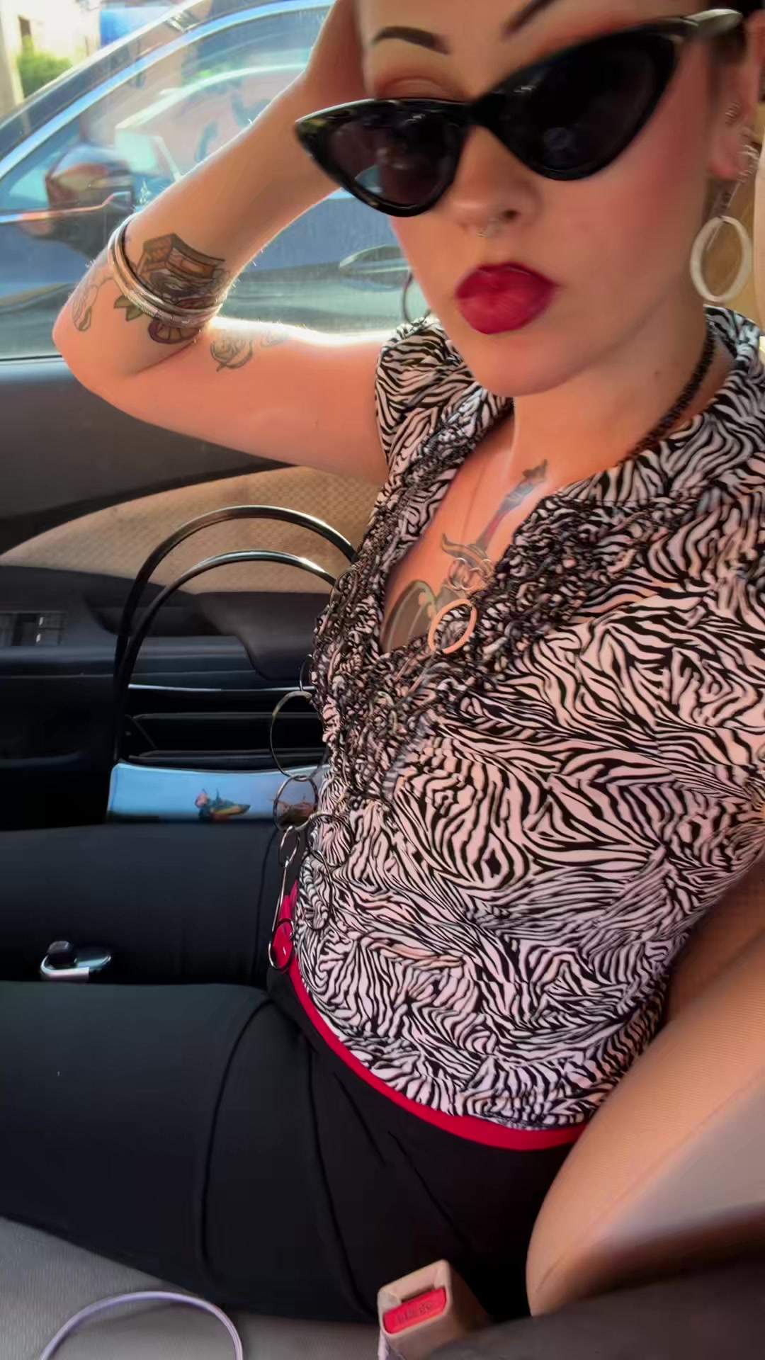 @ellasuewhatitdo