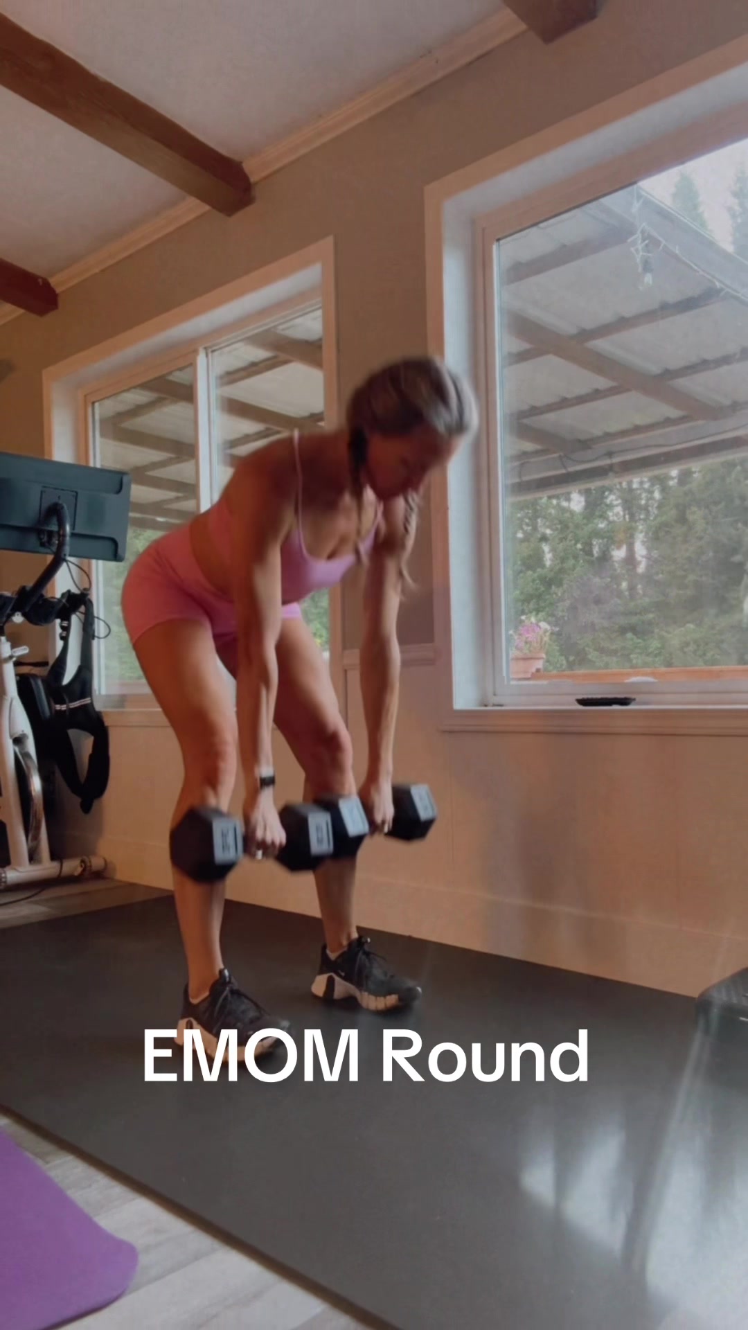 @happilyfitleslie