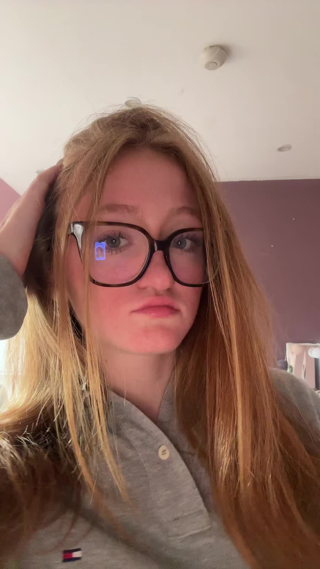 @𝓒𝓱𝓵𝓸𝓬𝓱𝓮𝓽𝓽𝓮
