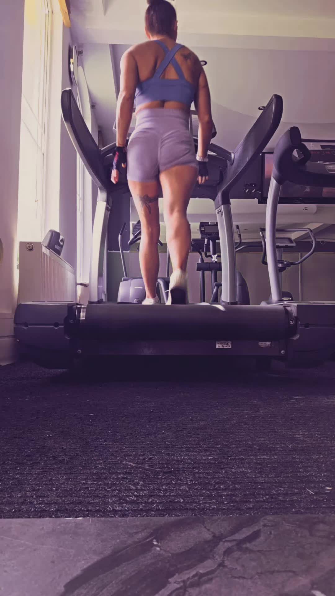 @łobuziara❤️strong👑 woman💪