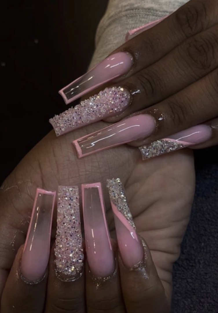 @Pretty In Nails