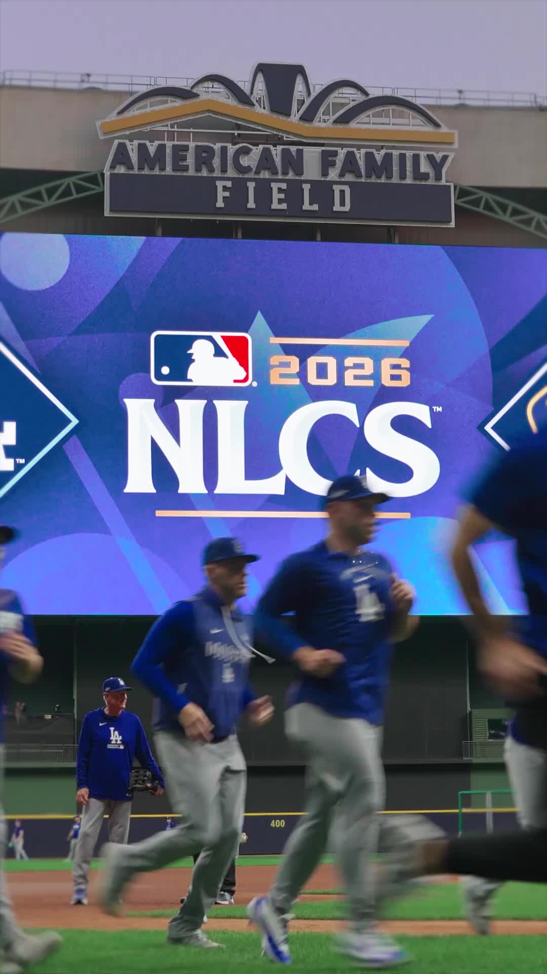 @Los Angeles Dodgers