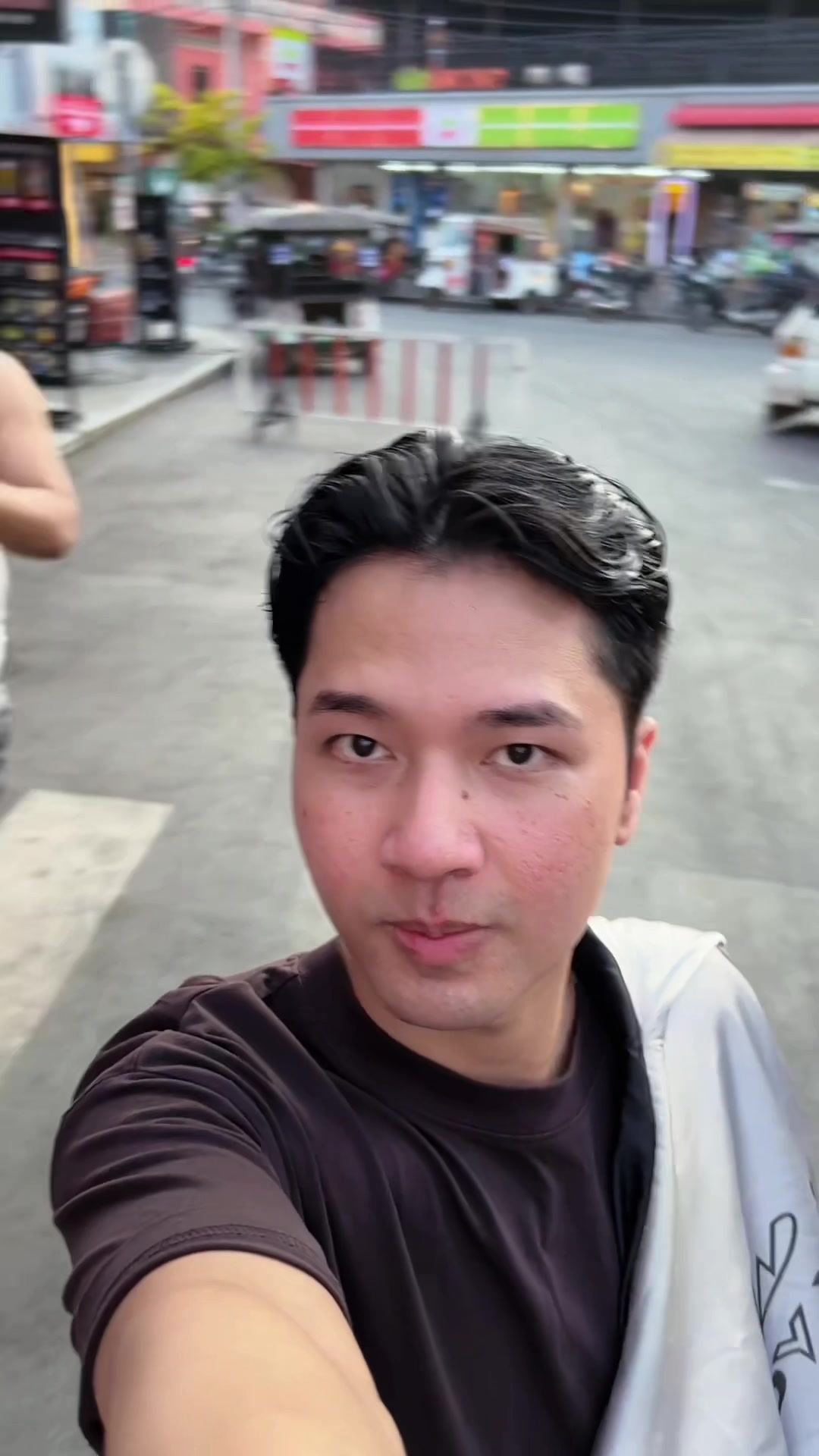 @Chan Sithouen