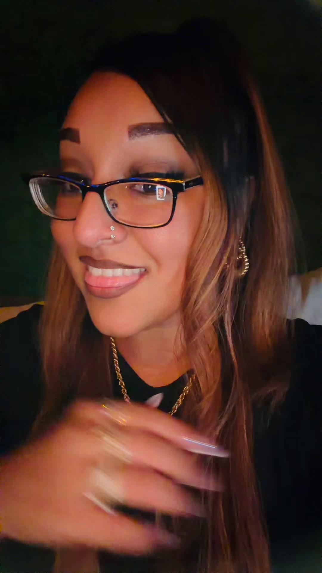 @_queenthomas