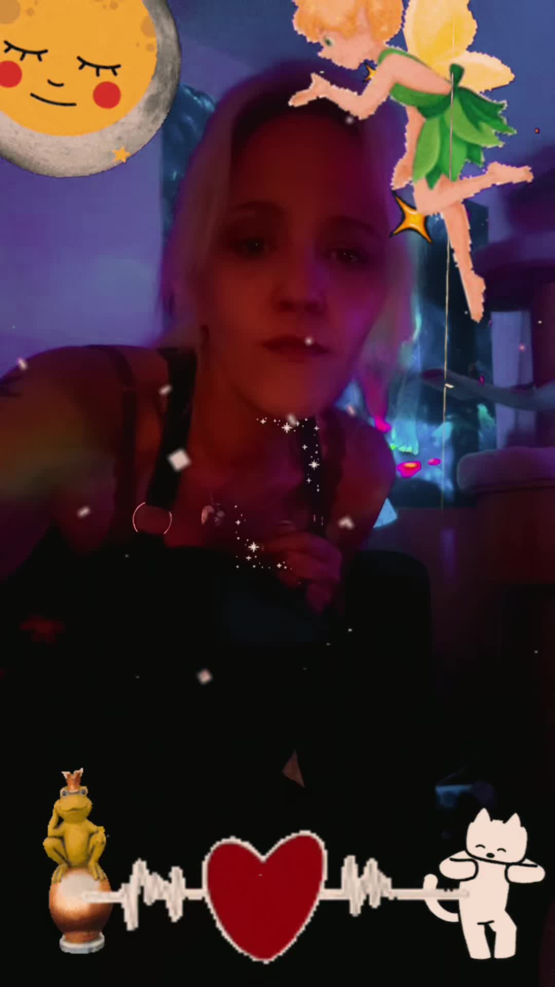 @Kitty_von_Mau^_^