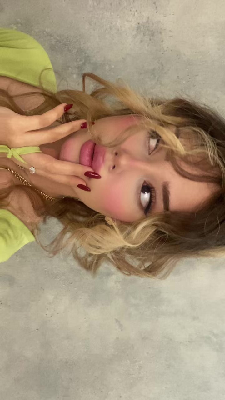 @nazninanjomi