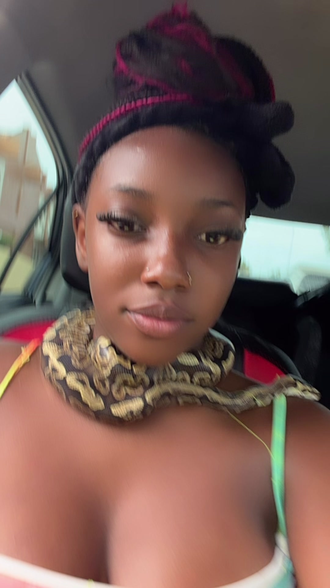 @Neisha.🇧🇧🦋