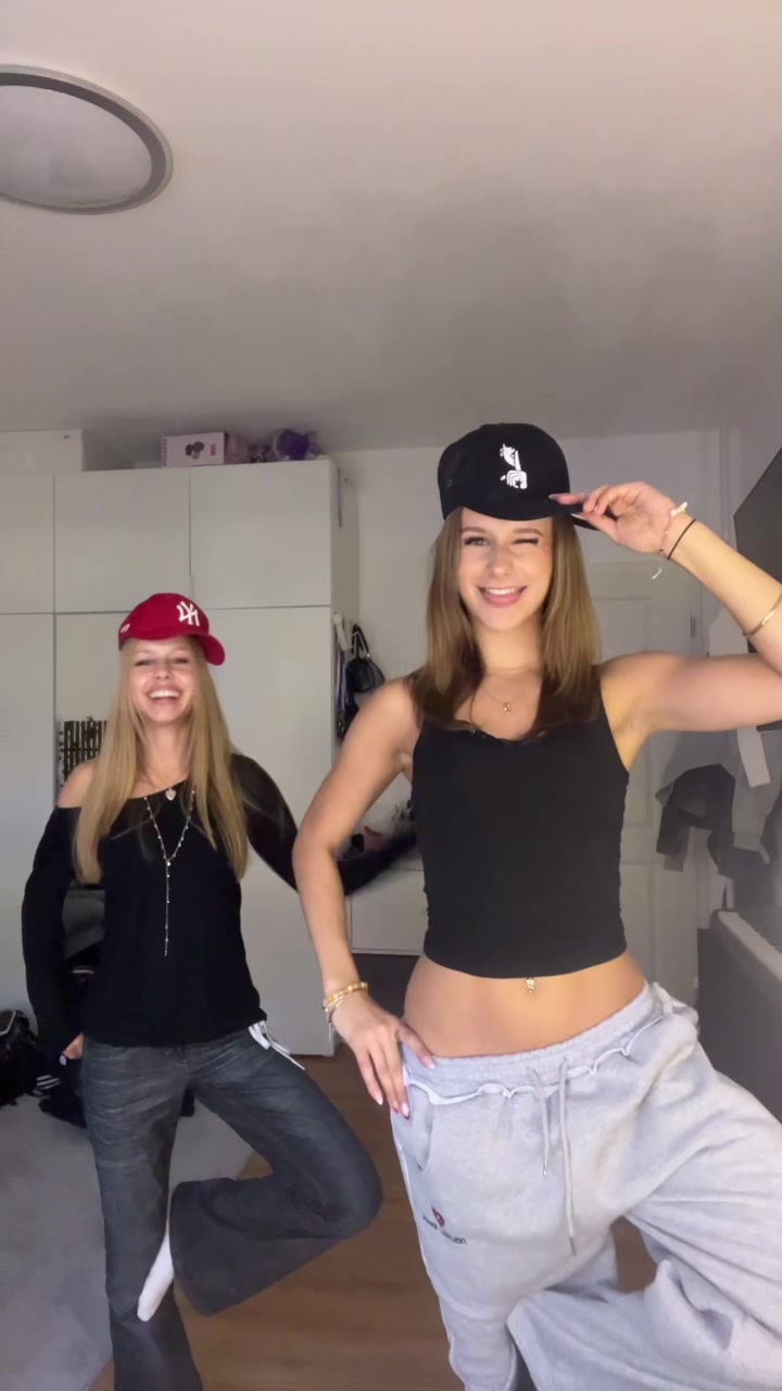 @defektesneaker