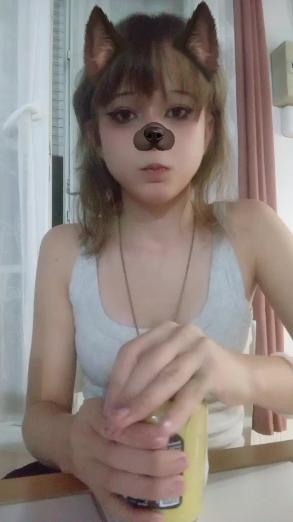 @Emiii