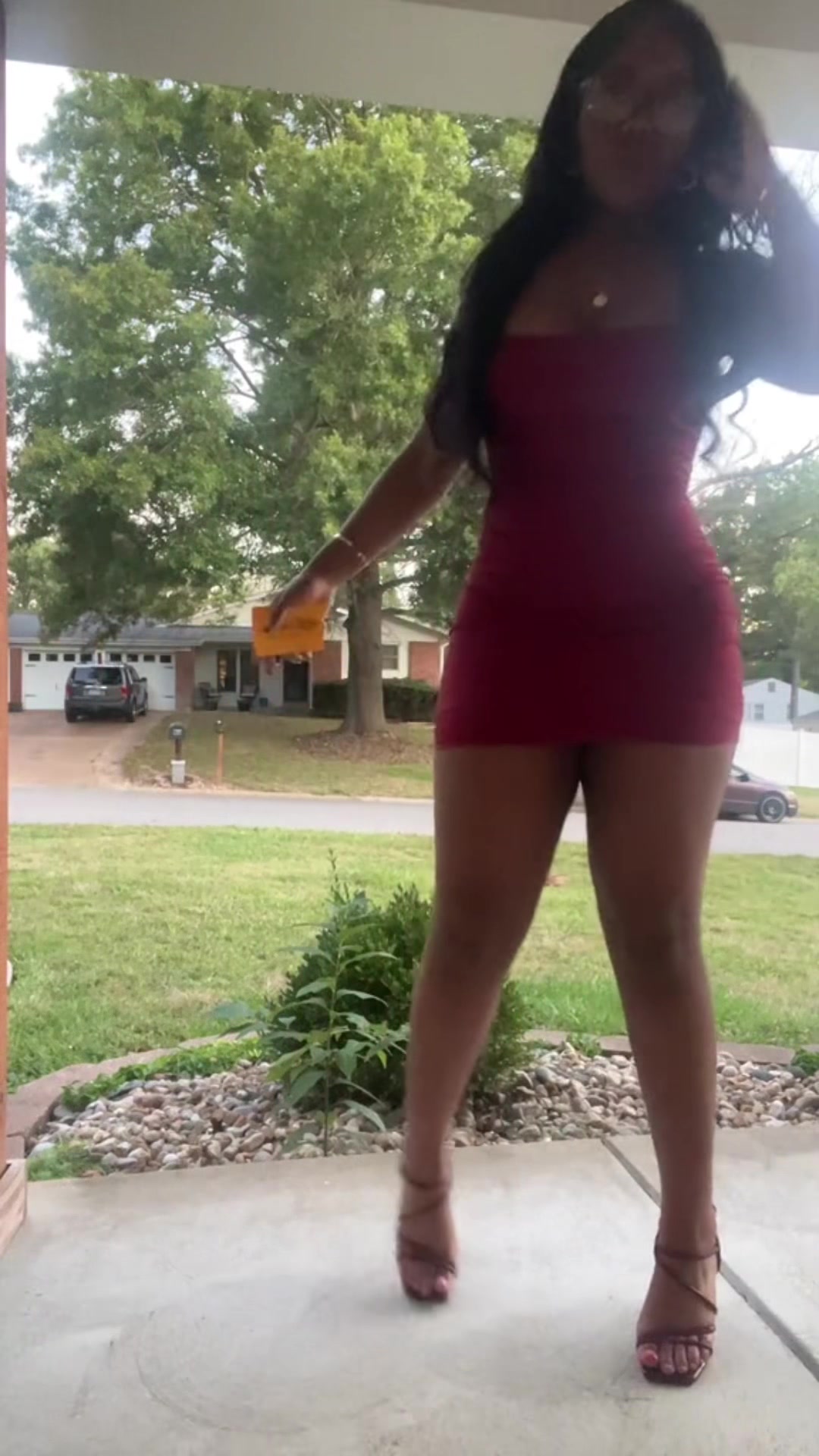 @definitelynotchrisette