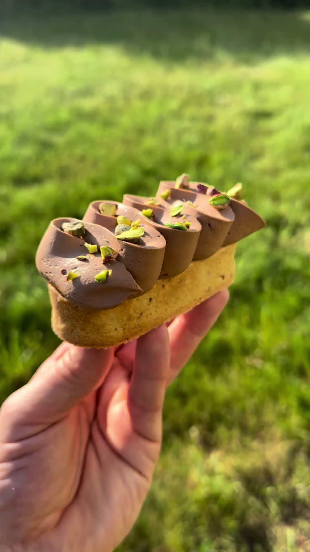 @lapatisserienantaise