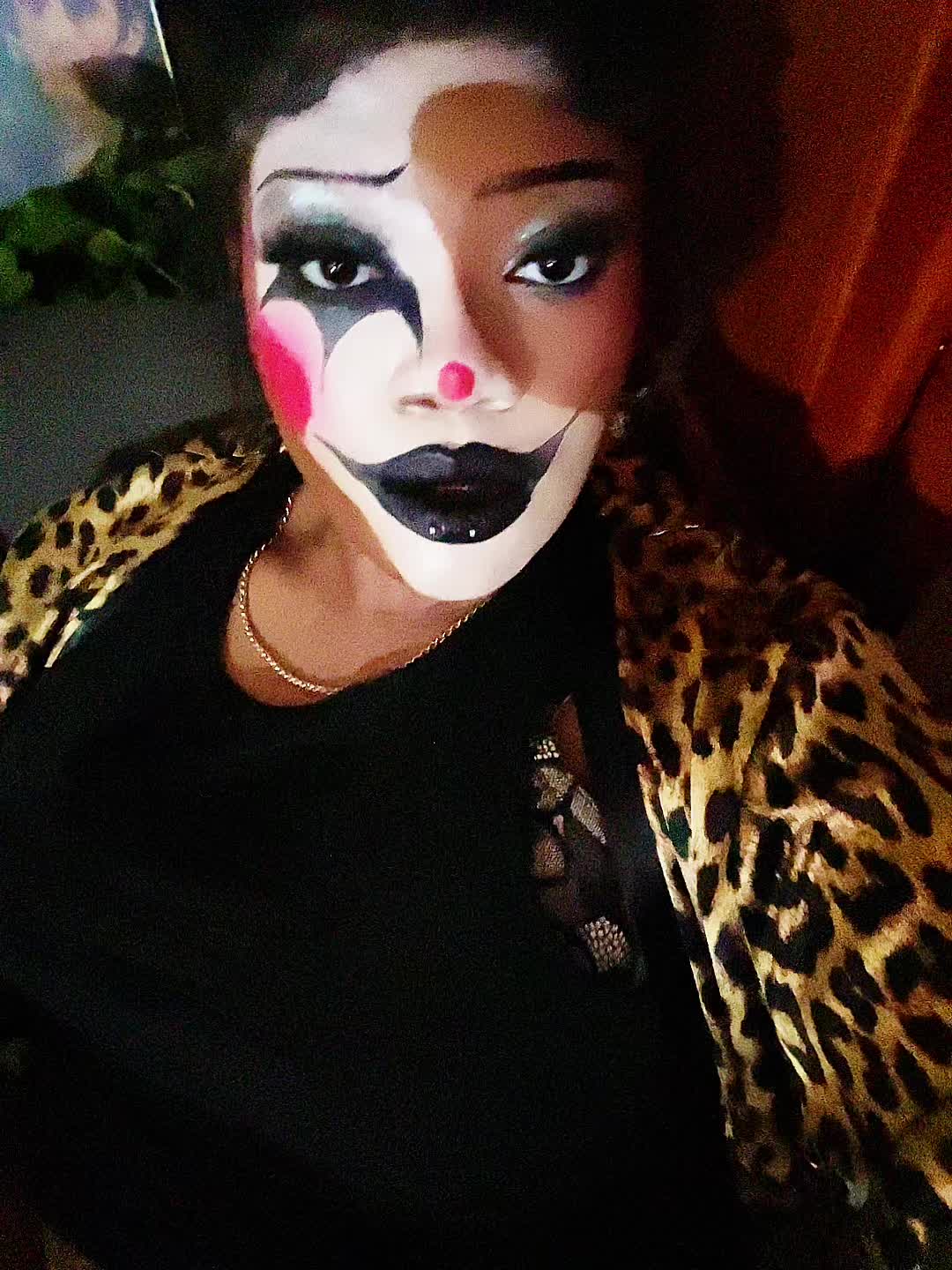 @Miss October 💋