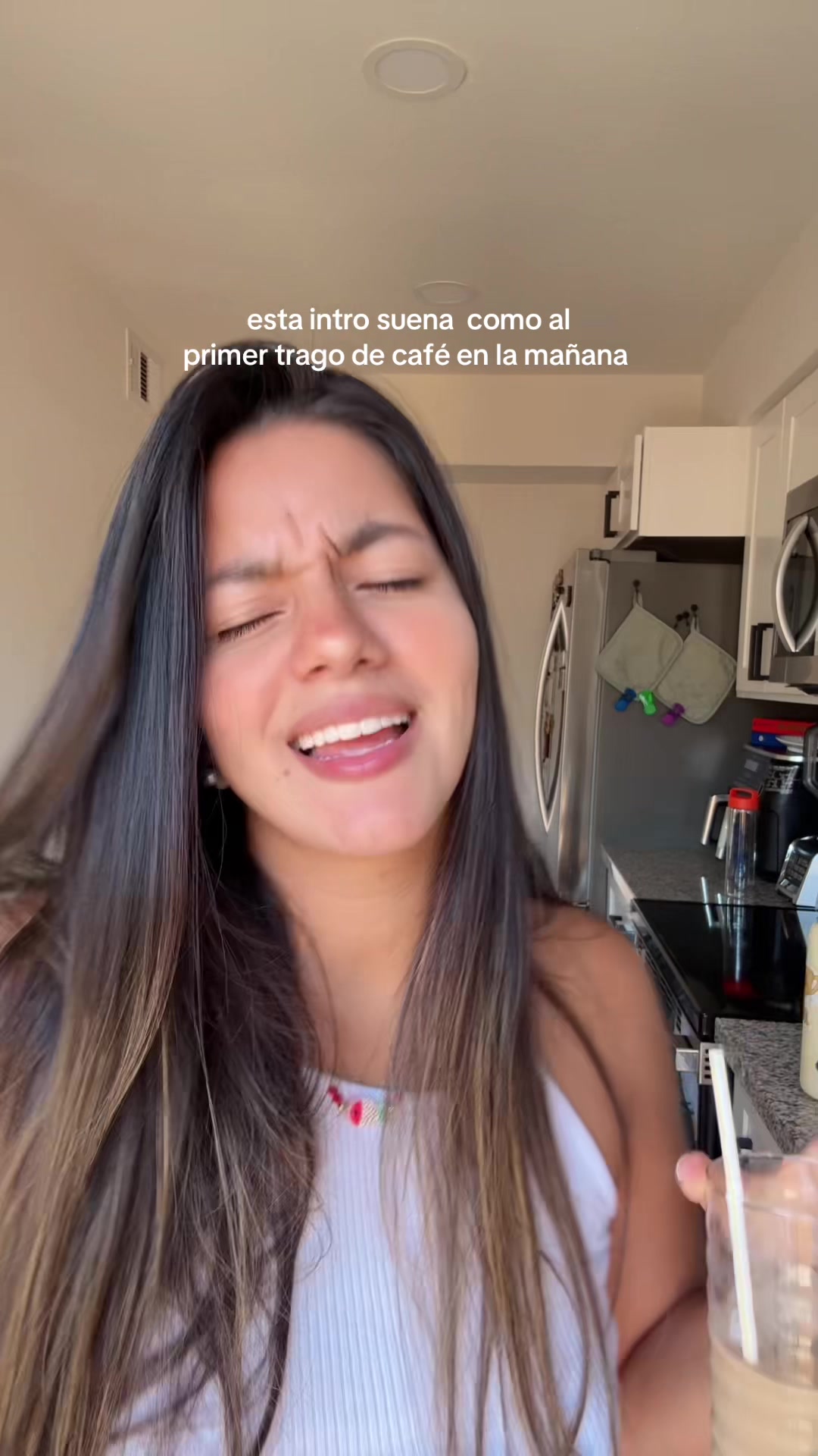 @Valentina Con✨