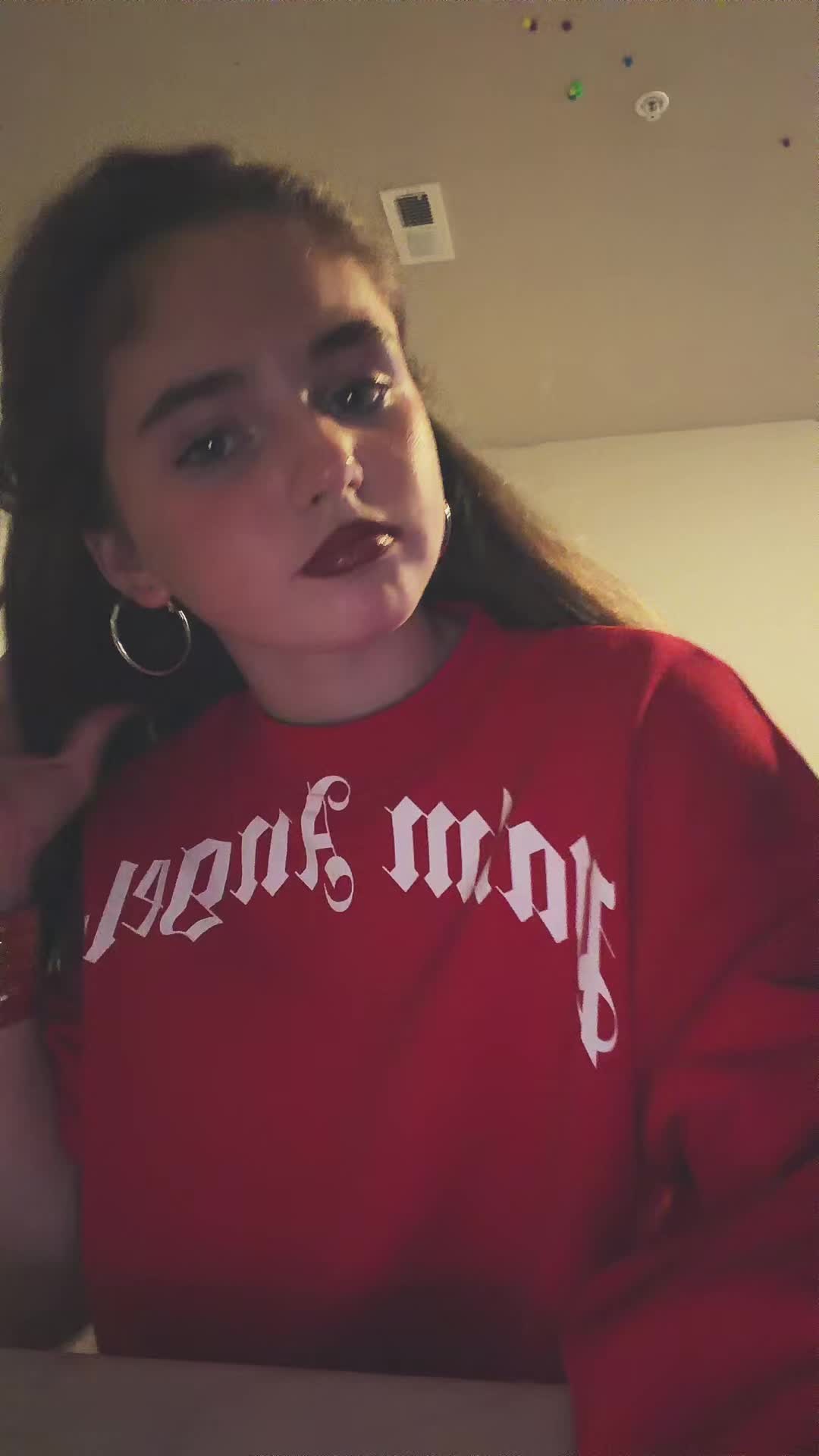 @Lollyanna🦢