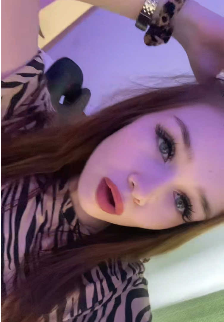@ника милова