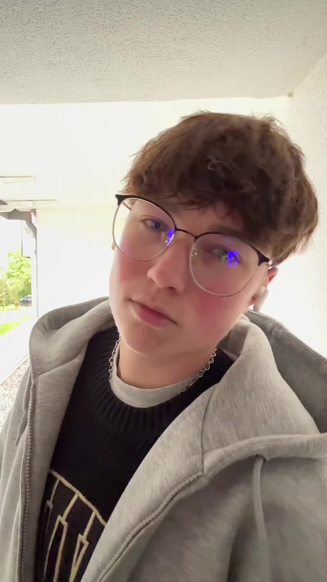 @leo