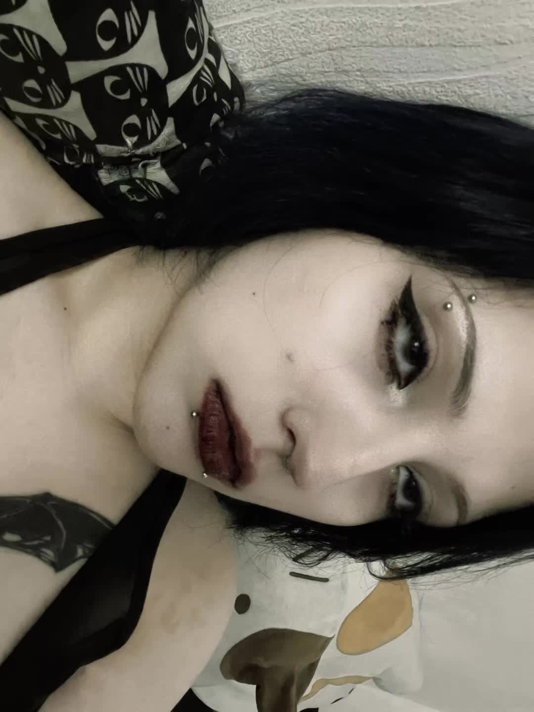 @уляна