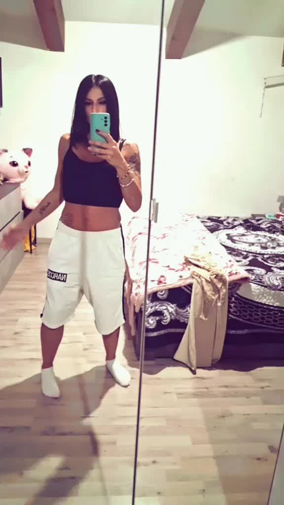 @Emilia86