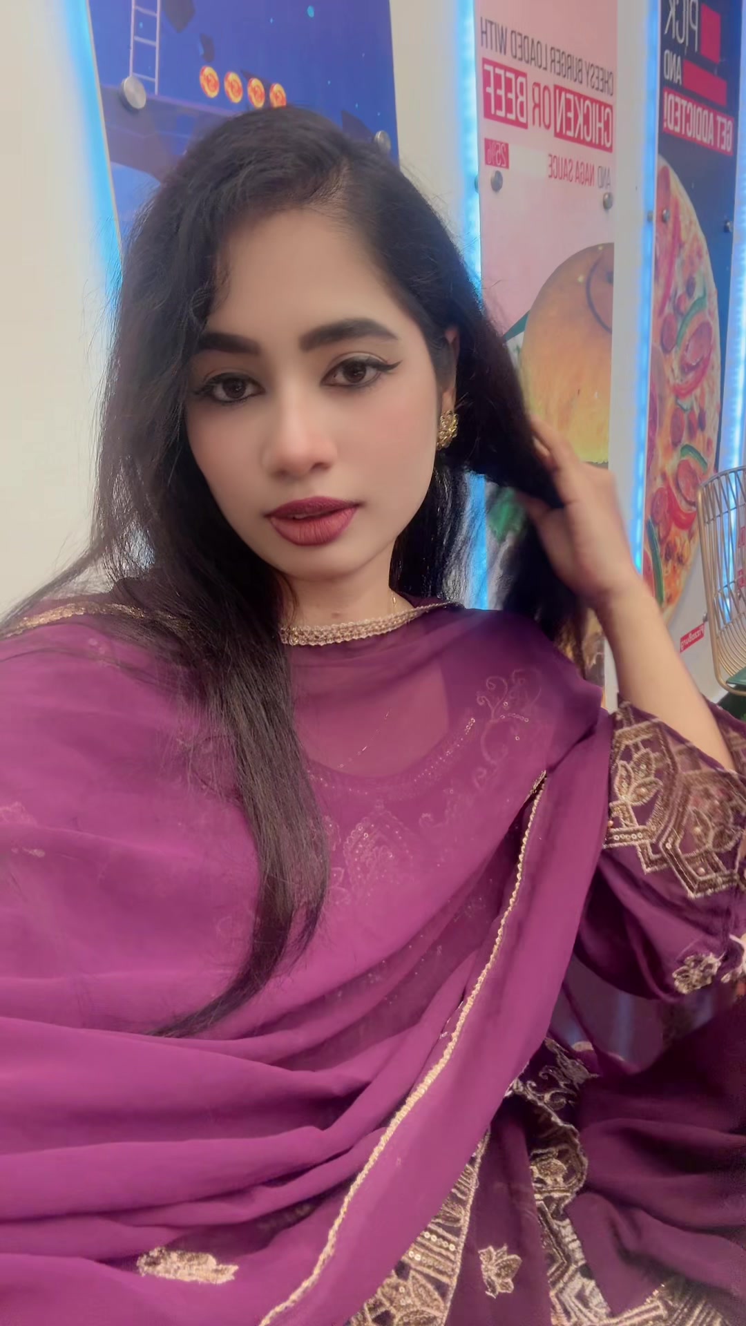 @Inaaya Zaman